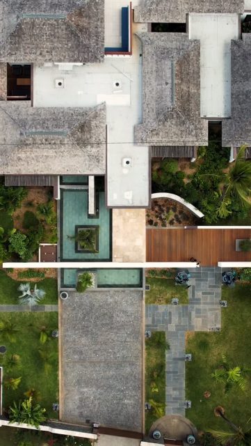 Quand l’élégance minérale rencontre l’art de vivre en plein air. 🖤

L’alliance du Quartzite Silver Grew et le Calcaire noir vieilli crée une harmonie naturelle entre modernité et intemporalité.

Nos matériaux, vos projets. 🫶🏽

#natureenergy #macazin #pierrenaturelle #realisationclient #iledelareunion #villareunion